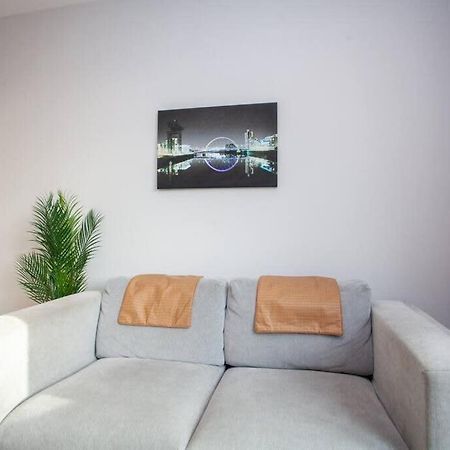 1 Bedroom Apartment In Very Central Location Glasgow Exterior foto