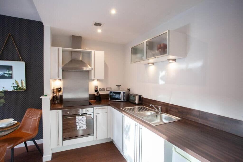 1 Bedroom Apartment In Very Central Location Glasgow Exterior foto